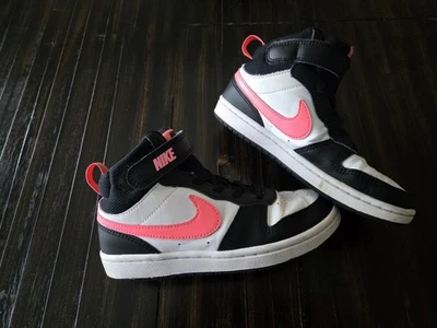 Nike Court Borough Mid 2 Juvenil Talla US 13C Negro Rosa Sunset Pulse CD7783-005 USADO EN EXCELENTE ESTADO Foto 1 de 4