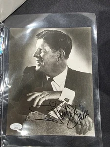 RUDY VALLEE ORIGINAL VINTAGE 1930s SIGNED AUTOGRAPHED 8X10 PHOTO JSA COA - Picture 1 of 3
