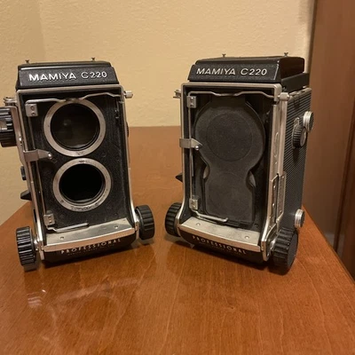Pair Of Mamiya C220 Pro Medium Format TLR Film Camera Japan **Bodies Only** - Image 1 of 4