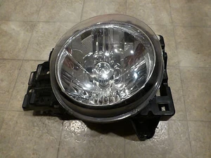 Faro y carcasa LH Toyota FJ Cruiser OEM ICHIKOH 35-116 2007 2008 2009 2010 - Imagen 1 de 3