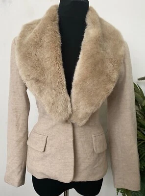 OSCAR De La Renta Beige Wool Removable Fur Collar Coat Size 2 EUC, Retail $1,598 - Image 1 of 4