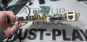 Xbox 360 PHAT DONANTE DEFECTUOSO 4 pines AVI SOLO MB y placa de unidad aleatoria a juego - Imagen 1 de 13
