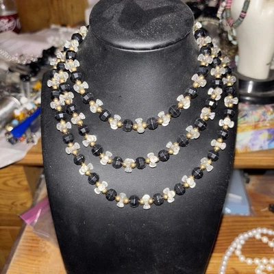 三股透明串珠项链 — 第 1/4 张图片