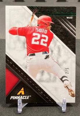 2021 Panini Chronicles Pinnacle Green Foil #12 Juan Soto /5 see description - Image 1 of 3