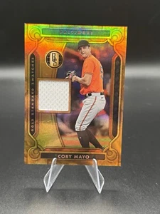 Tarjeta de prospecto de camiseta estándar dorada de Coby Mayo 2023 Panini Chronicles - Orioles - Imagen 1 de 2