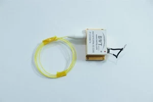 Bomba láser BWT BEIJING alta potencia longitud de onda bloqueada fibra 915nm K915FA3RN-30W - Imagen 1 de 5