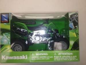 KAWASAKI KFX 450 1:12 SCALE QUAD BIKE MODEL / TOY DIRT BIKE. NEW RAY TOYS. ATV - Picture 1 of 1