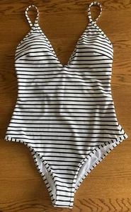 New CUPSHE One Piece Swimsuit Striped Scoop Neck black white Large NWT 1712 - Picture 1 of 6