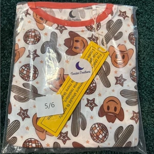 Bamboo Fender Creations Kids bamboo long sleeve and pants size 5/6 - Picture 1 of 2