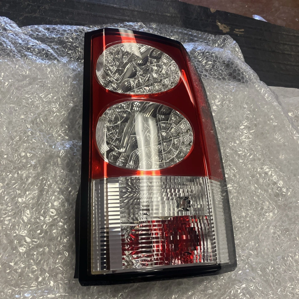 Conjunto de lanterna traseira direita LR036164 2010-2013 LR4 genuíno novo - Imagem 1 de 4