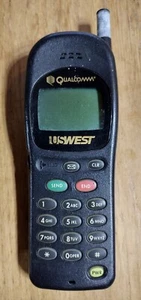 De colección Qualcomm USWest QCP-2700 Negro Portátil Doble Banda Teléfono Celular Parte/Apoyo - Imagen 1 de 6