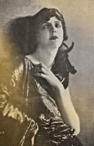 1918 Vintage Magazine Illustration Dancer Desiree Lubovska - Picture 1 of 2