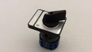 KRAUS & NAIMER F71130/001 DES SELECTOR SWITCH 2-POSITION MAINTAINED NNB - Picture 1 of 6