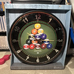 Orologio da parete biliardo piscina 18" di Sterling & Noble Clock Company uomo grotta nuovo con scatola - Foto 1 di 8
