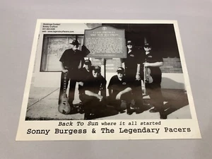 Foto en blanco y negro (G) de Sonny Burgess & The Pacers @ Sun Records 8" x 10" - Imagen 1 de 3