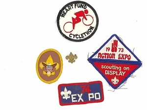 Toppe e Medaglia Boy Scout - Expo 73 - Expo 74 - Fondo Cuore Ciclotone - Foto 1 di 1