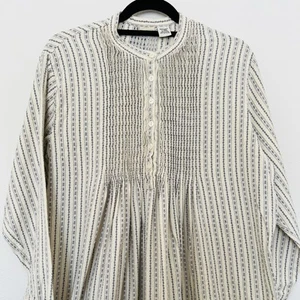 LL BEAN Vintage 1990s Large Pintuck Blue & Cream Cotton Flannel Dobby Nightgown - Picture 1 of 5