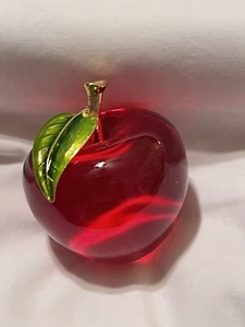 Apple Paperweight Waltz & F Crystal Red Apple Paperweight Decoration With Box - Picture 1 of 9