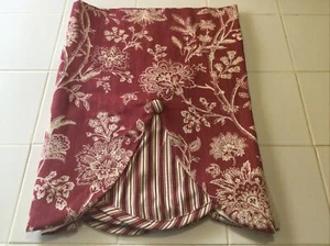 American Living abgestufte überbackene Peekaboo Volant Knöpfe 54 x 18" - Bild 1 von 9