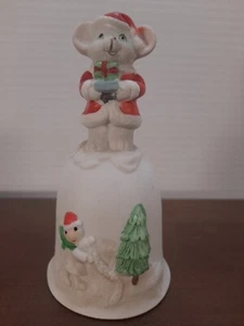 Vintage Weihnachtsmaus mit Geschenk weiße Weihnachtsglocke - Bild 1 von 7