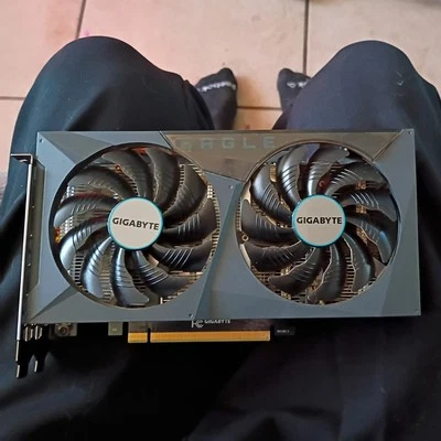 Gigabyte GeForce RTX 3050 EAGLE OC 8G GDDR6 96 bit, PCIE 4.0, 2x DP 2x HDMI - Image 1 of 4
