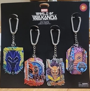 Portachiavi Moschettone Marvel World of Wakanda, Parchi Disney, Set di 4 NUOVISSIMO - Foto 1 di 5