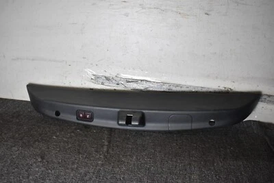 MERCEDES BENZ TRUNK TRIM LOCK FACTORY OEM - Image 1 of 4