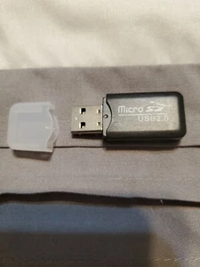 NEW Portable USB 2.0 Adapter Micro SD SDHC Memory Card Reader Flash Drive Green - Picture 1 of 4