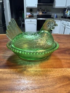 Indiana Glass Hen On Nest Custom Green (gummy Bear Green) 🔥🔥perfect Condition - Picture 1 of 3