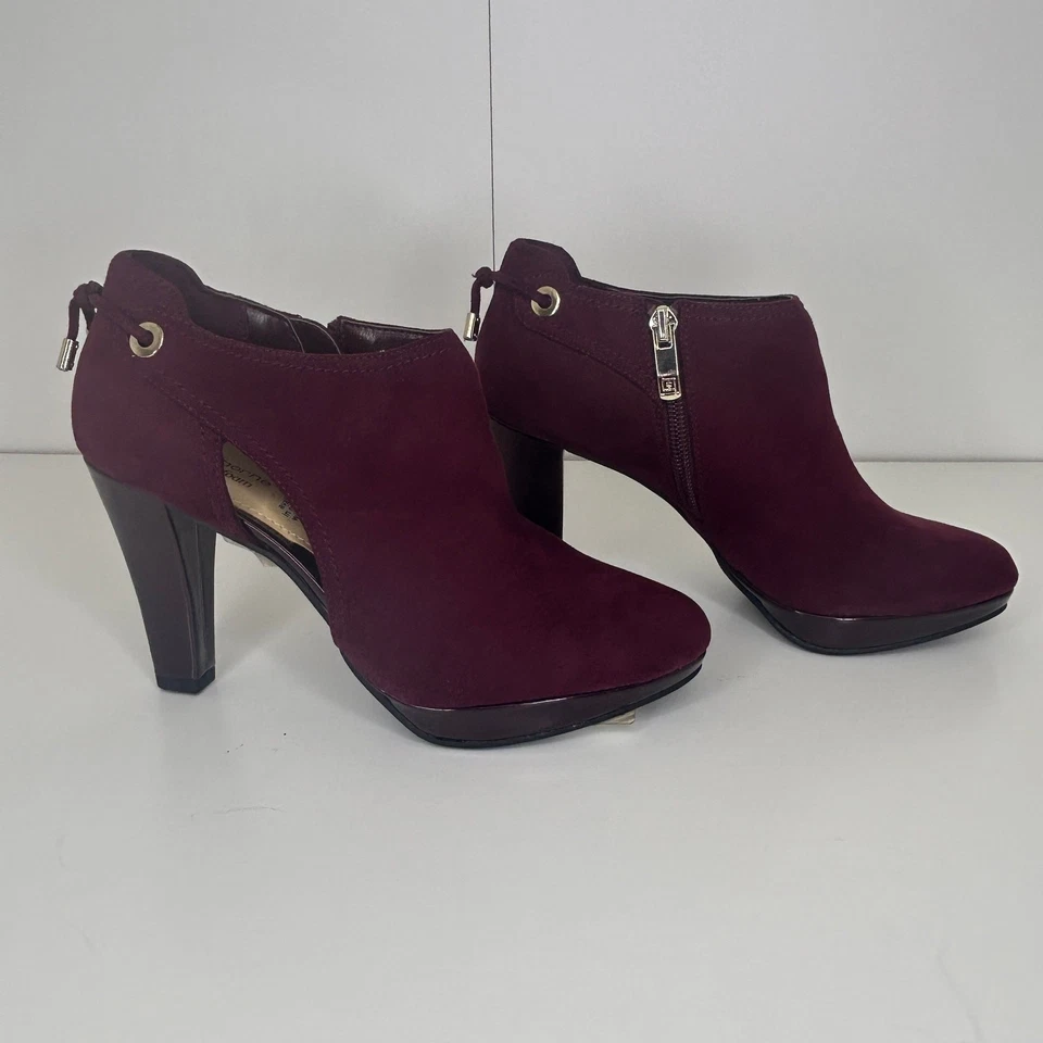 Botines Liz Claiborne para mujer de gamuza borgoña - talla 5M, cremallera de tacón bloque Foto 1 de 4
