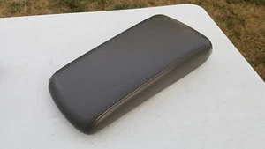 2008 - 2010 Chrysler 300 dark khaki taupe leather center console armrest lid - Picture 1 of 16