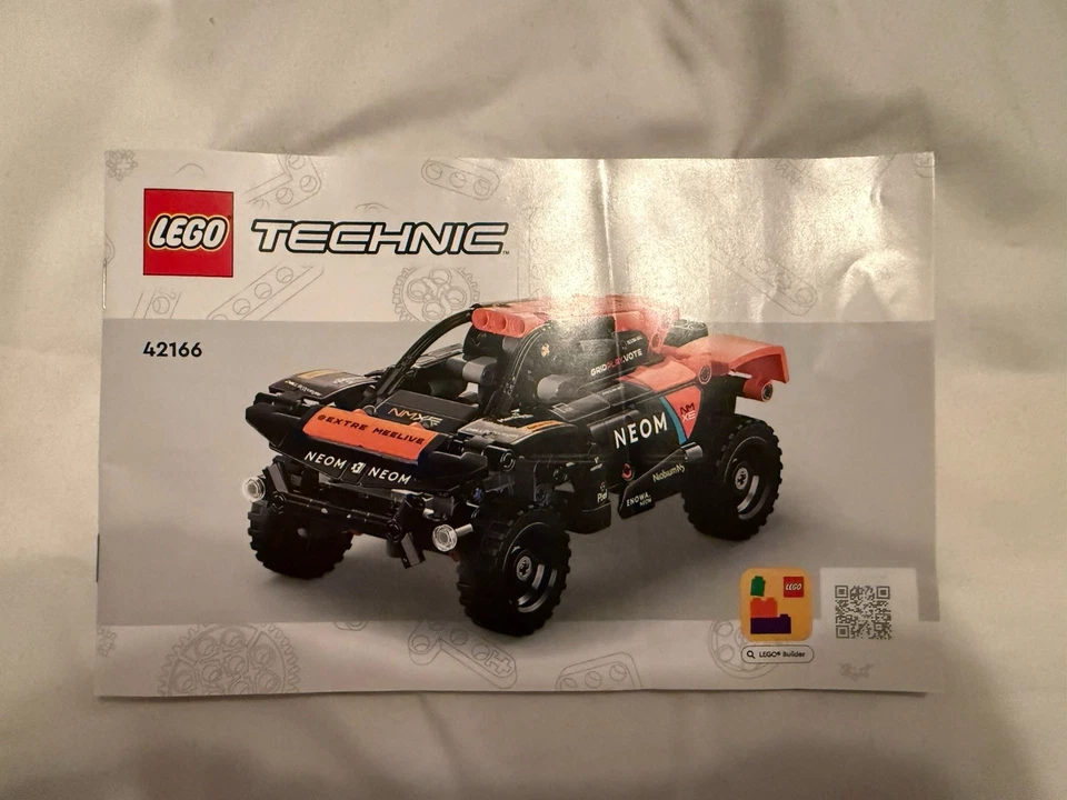 LEGO Technic NEOM McLaren Extreme E coche de carreras 42166 manual de instrucciones Foto 1 de 1