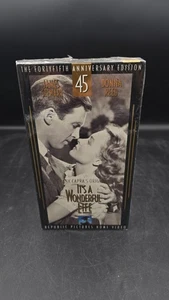 It's a Wonderful Life VHS NEW SEALED - Picture 1 of 6