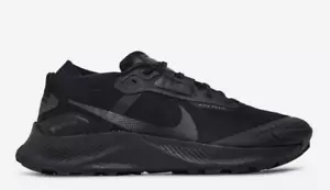 Sz 11.5 - Nike Pegasus Trail 3 GTX 'Triple Black' DC8793-001 - Picture 1 of 5