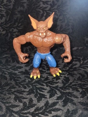 Figura de acción DC Comics Cape Crusader Man Bat Manbat 4" Spin Master Foto 1 de 2