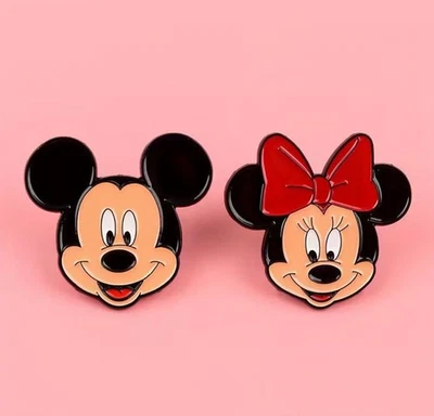Disney Mickey Donald Goofy Pin Anstecknadel Emaille Cartoon - Bild 1 von 4