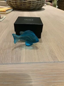 Lalique Kristall Fisch Skulptur: Damsel Demoiselle Türkis Brandneu Verpackt - Bild 1 von 9