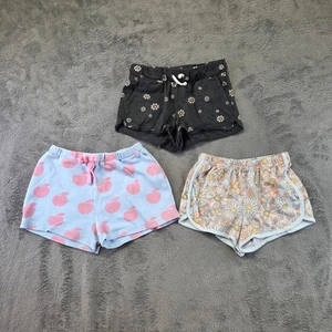 Bundle of 3 Unisex Kids Playing Summer Shorts Size S(6-7) - Picture 1 of 9