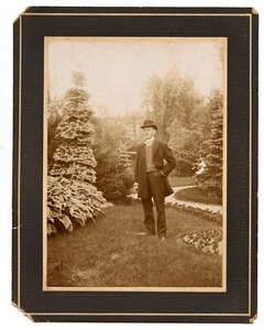 Portrait homme debout parc jardin - photo ancienne an. 1900 - Imagen 1 de 1