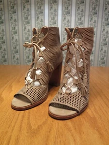 FRYE Gabby Perforado Ghillie Corsé Con Cordones Botines Zapatos Taupe Tostado Talla 8.5 Bonito - Imagen 1 de 19