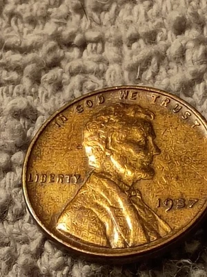1937 P Lincoln Wheat Cent Improper Alloy Mix Lamination Error - Image 1 of 4