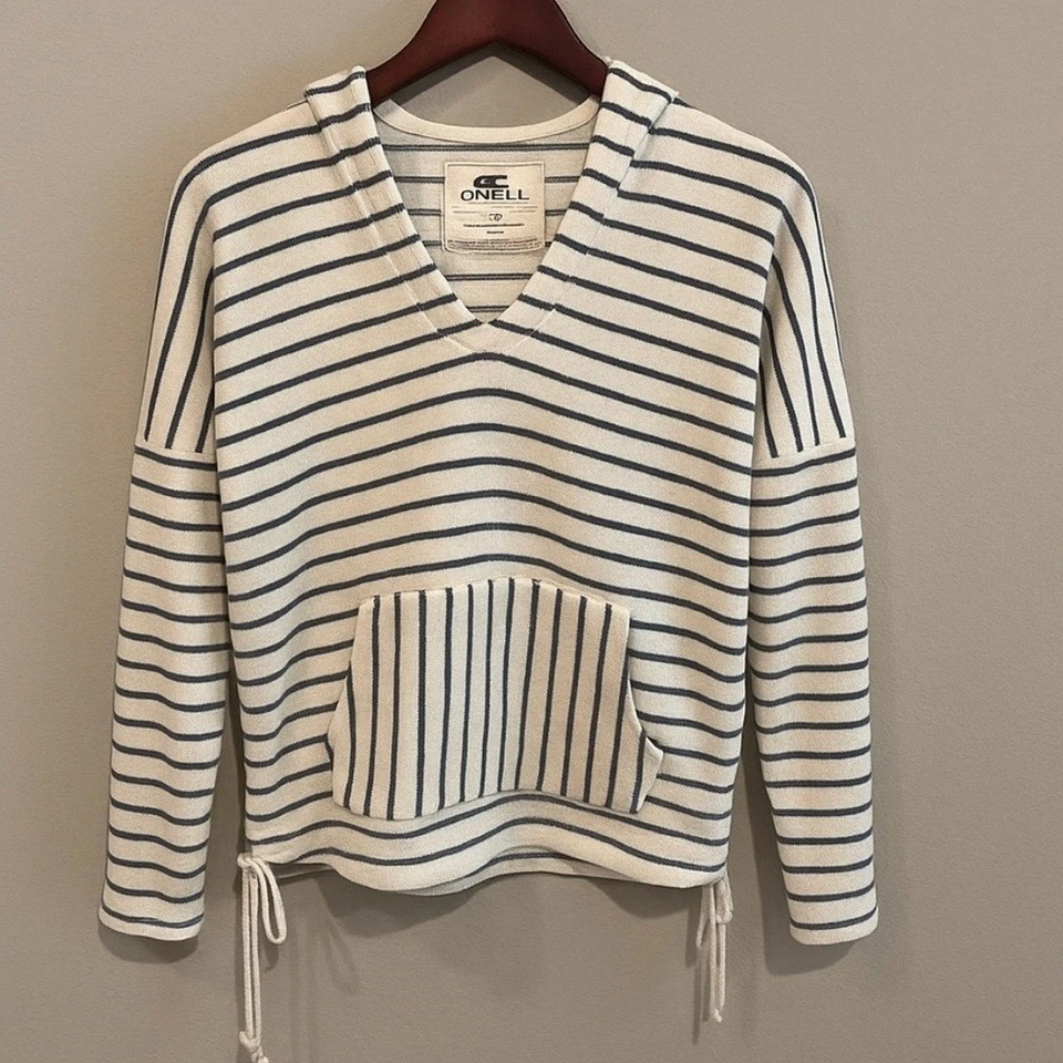 O'Neill 女式条纹毛圈布套衫连帽衫 XS 白色海军蓝超大款 — 第 1/4 张图片