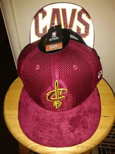 Gorra Lebron James Cleveland Cavaliers Nueva Era NBA En Cancha Sombrero Para Hombre 7 3/4 EE. UU. Nueva con Etiquetas - Imagen 1 de 8