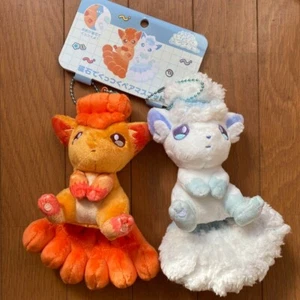Pokémon Center Vulpix & Alolan Magnet Pair Mascot Plush Doll Nitamono Doushi FS - Picture 1 of 3