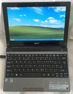 Acer Aspire One D260 NAV70L22 Grey Netbook 1GB 160GB 10.1" Windows XP Home Intel - Picture 1 of 21