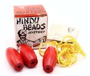 Affascinanti perline indù vintage da collezione Mystery di Royal Magic Trick NOS - Foto 1 di 3