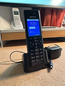 Defekt / lädt nicht: AVM FRITZ! Fon C5 DECT Telefon - Schwarz (20002749) - Zdjęcie 1 z 5