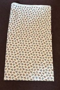 windham fabrics “Paper dolls” flowers pattern ( 22’ Long/44’  Wide) - Picture 1 of 4