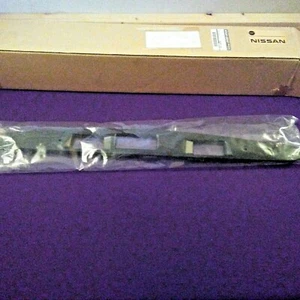 New Infiniti EX 35 2008 09 10 Liftgate Finish Molding 90817-1BAOB Original Box - Picture 1 of 9