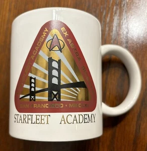 STAR TREK the NEXT GENERATION Starfleet Academy Mug 1992 RELEASE BRAND NEW - Picture 1 of 6